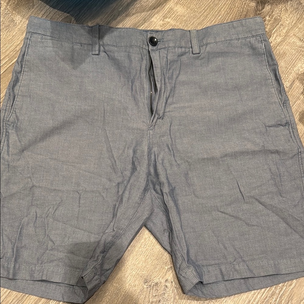 Banana Republic Men's Flat Front Shorts in Gray Blue